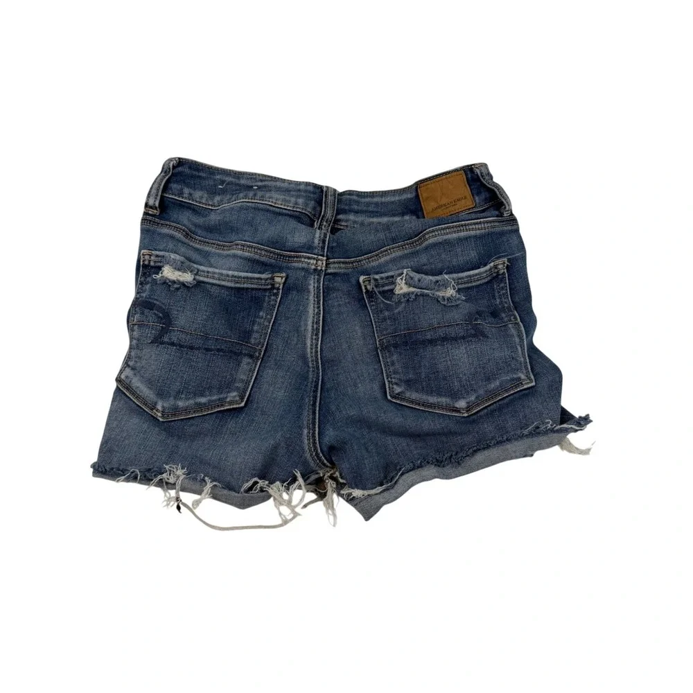 American Eagle Ne(x)t Level Stretch Distressed Denim Shorts Medium Wash Size 6
